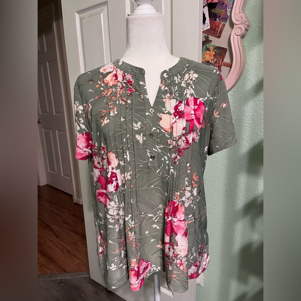 Croft & Borrow Floral Blouse in Green and Pink, PL